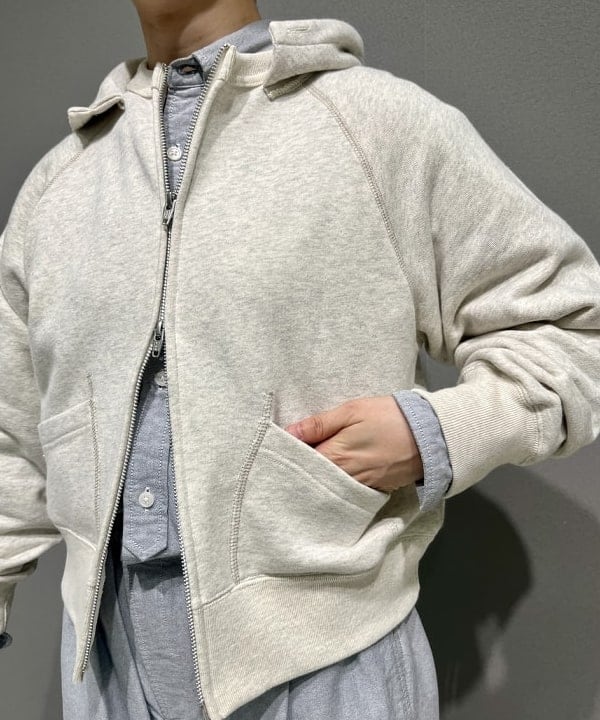 木村 梨香さんの「BEAMS WOMEN｜レトロ フィット ジップ フーディー」を使ったコーディネート