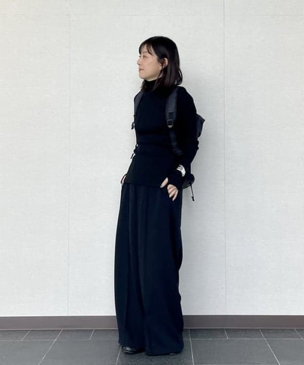 住吉　明佳さんの「BEAMS WOMEN｜TATRAS / 別注 ACACIA ノーカラー ライトダウンジャケット」を使ったコーディネート