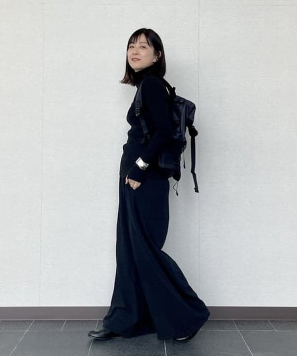 住吉　明佳さんの「BEAMS WOMEN｜TATRAS / 別注 ACACIA ノーカラー ライトダウンジャケット」を使ったコーディネート