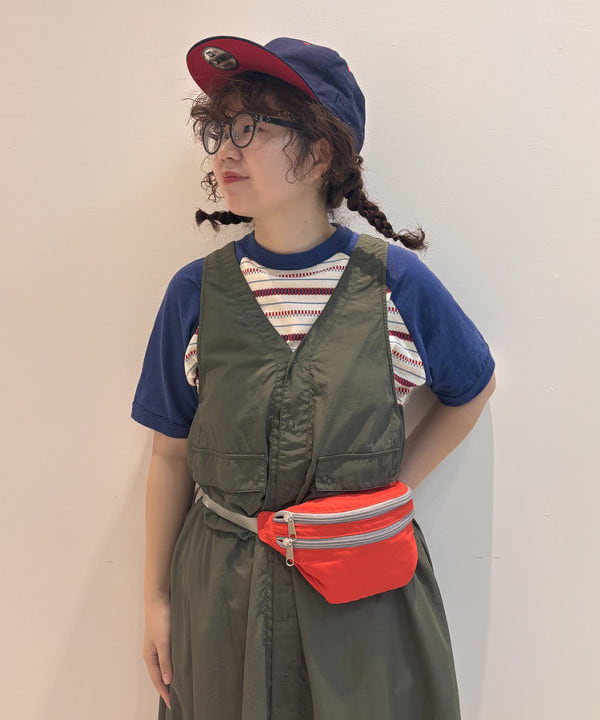 かわい みづきさんの「【別注】NEW ERA / 950 スナップ バック 2トーン キャップ」を使ったコーディネート