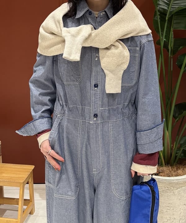 クロサワさんの「BEAMS WOMEN｜Champion / ロゴ リバースウィーブ(R) クルーネック スウェットシャツ」を使ったコーディネート