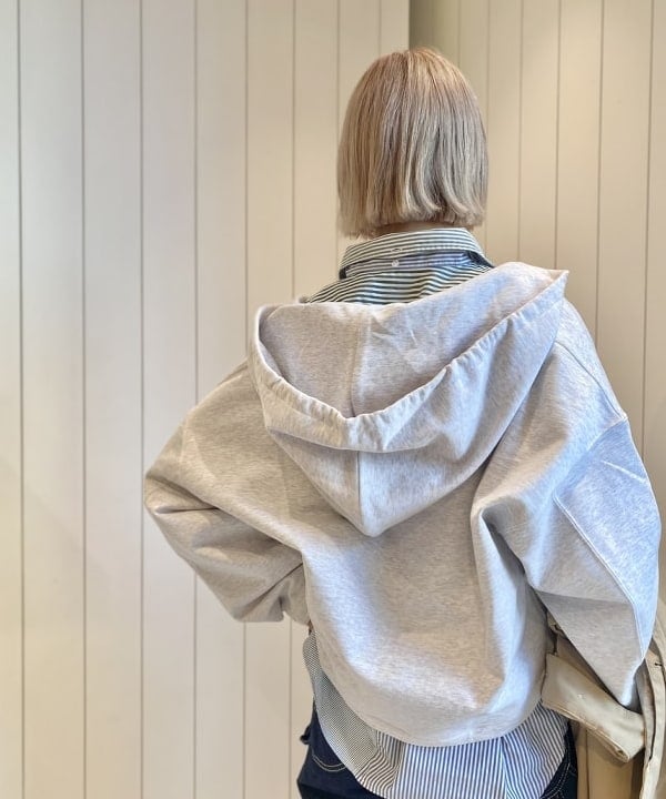 Kaoru Sakumaさんの「BEAMS WOMEN｜HAVERSACK / ハイゲージ 裏毛 フーデット パーカー」を使ったコーディネート