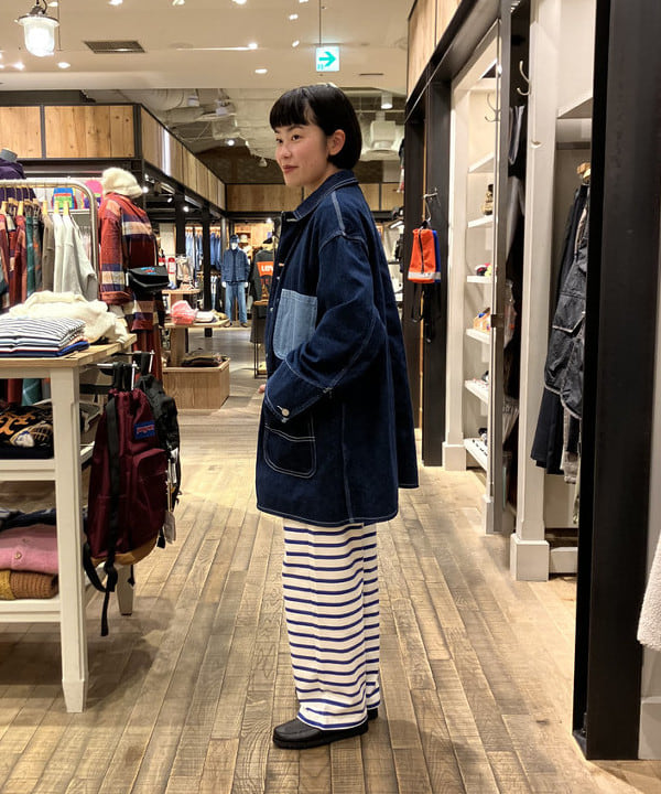 葵さんの「BEAMS WOMEN｜クレイジー ビッグ カバーオールコート」を使ったコーディネート