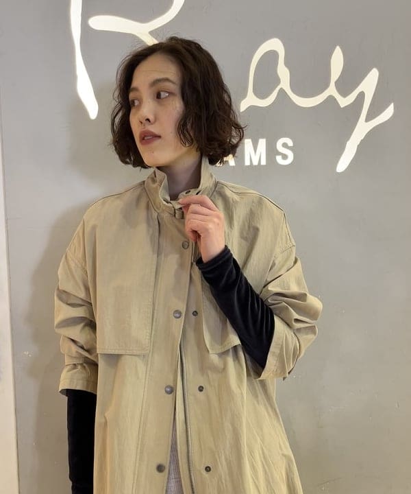 神坂 莉子さんの「BEAMS WOMEN｜ストラップ スタンドカラー コート」を使ったコーディネート