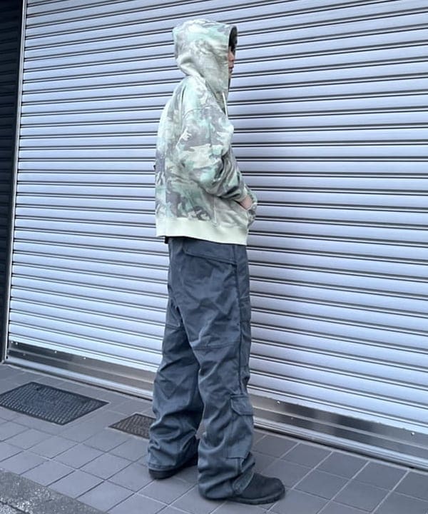菊田 悠さんの「BEAMS WOMEN｜フェードカモ ジップアップ フーディ」を使ったコーディネート
