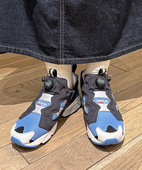 佐藤 亜美さんの「BEAMS WOMEN｜BEAMS BOY / デニム 5ポケット マキシスカート」を使ったコーディネート
