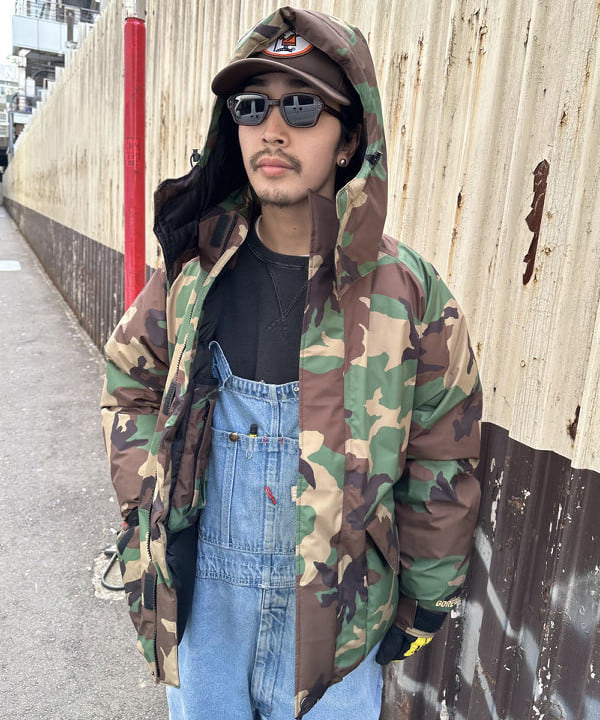 中川 裕希さんの「BEAMS WOMEN｜【別注】Marmot / Mammoth Down Short Parka」を使ったコーディネート