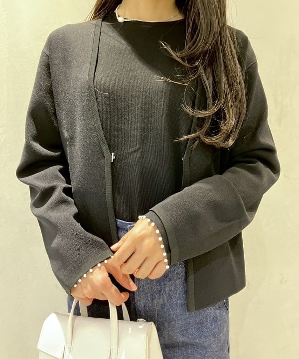 五十峯 さよさんの「BEAMS WOMEN｜アセテート ナイロン カーディガン」を使ったコーディネート