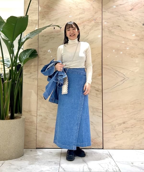 西村 章代さんの「BEAMS WOMEN｜【別注】upper hights / THE SHORT デニムジャケット」を使ったコーディネート