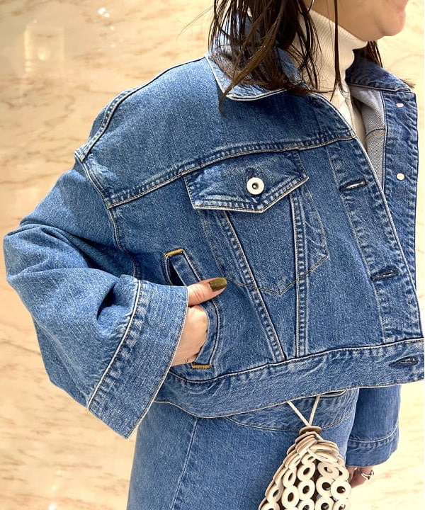 西村 章代さんの「BEAMS WOMEN｜【別注】upper hights / THE SHORT デニムジャケット」を使ったコーディネート