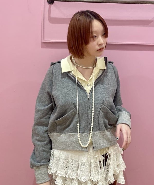 水野 萌香さんの「BEAMS WOMEN｜レトロ フィット ジップ フーディー」を使ったコーディネート
