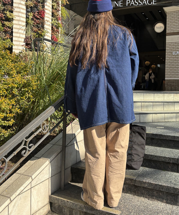 サイトウ　トモミさんの「BEAMS WOMEN｜ GREGORY / マイティー トート」を使ったコーディネート