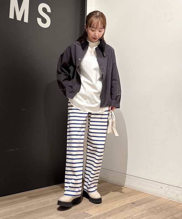 makita mikaさんの「BEAMS WOMEN｜ジャージー イージー パンツ」を使ったコーディネート