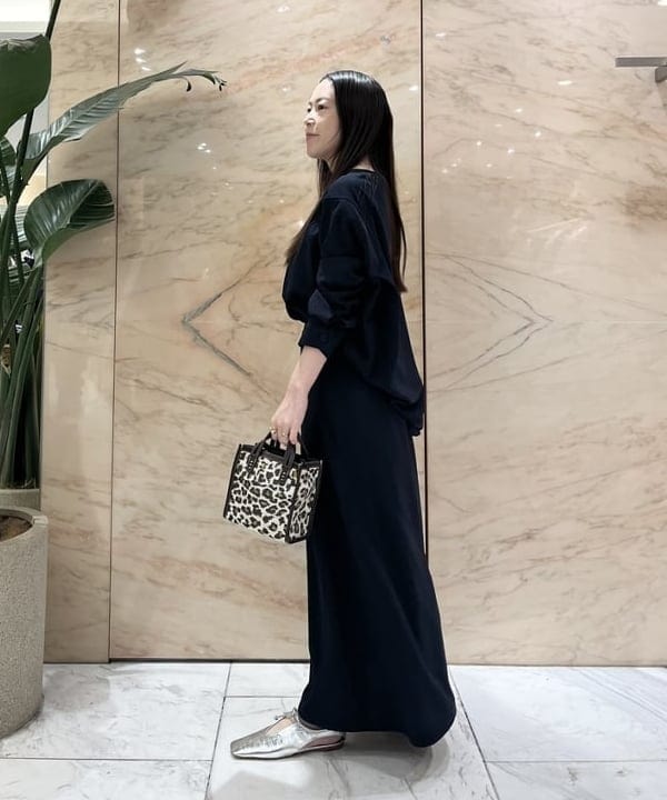 関 桂子さんの「BEAMS WOMEN｜PIPPICHIC / AMBER COCO フラットシューズ」を使ったコーディネート