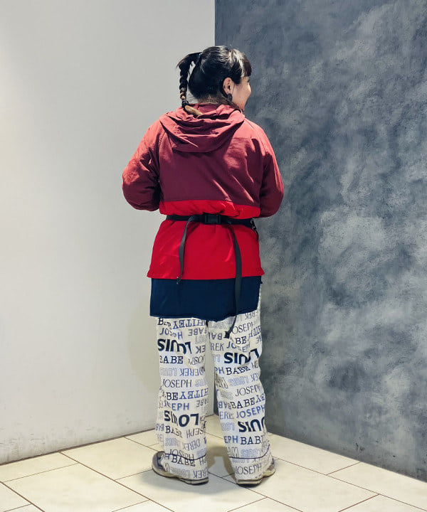 佐藤 歩さんの「BEAMS WOMEN｜ボーイ ワード イージーパンツ」を使ったコーディネート
