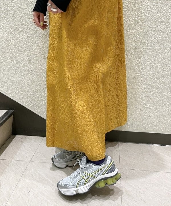 庭野 優紀さんの「BEAMS WOMEN｜ASICS / GEL-KINETIC FLUENT」を使ったコーディネート