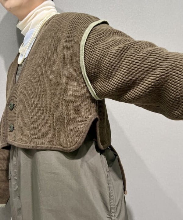 木村 梨香さんの「BEAMS WOMEN｜ショート ミリタリー ライナー カーディガン」を使ったコーディネート