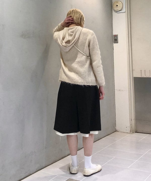 amaさんの「BEAMS WOMEN｜RBS / 配色ヘム ハーフ パンツ」を使ったコーディネート