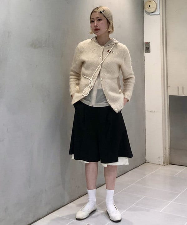 amaさんの「BEAMS WOMEN｜RBS / 配色ヘム ハーフ パンツ」を使ったコーディネート