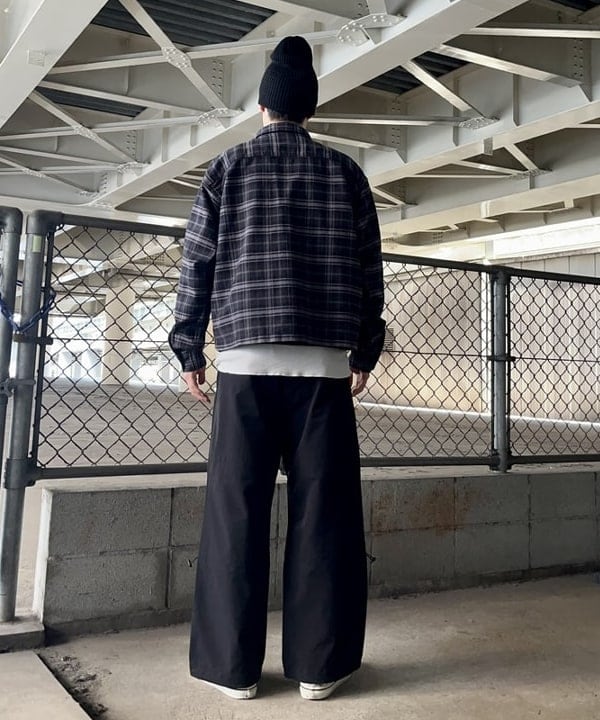 高遠 恒巳さんの「BEAMS WOMEN｜ショートチェックシャツ」を使ったコーディネート