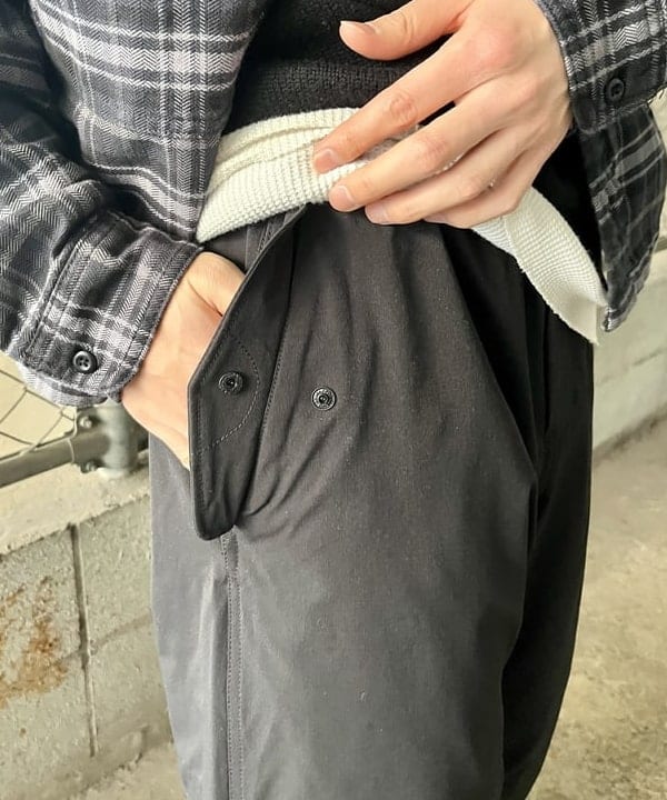 高遠 恒巳さんの「BEAMS WOMEN｜ショートチェックシャツ」を使ったコーディネート