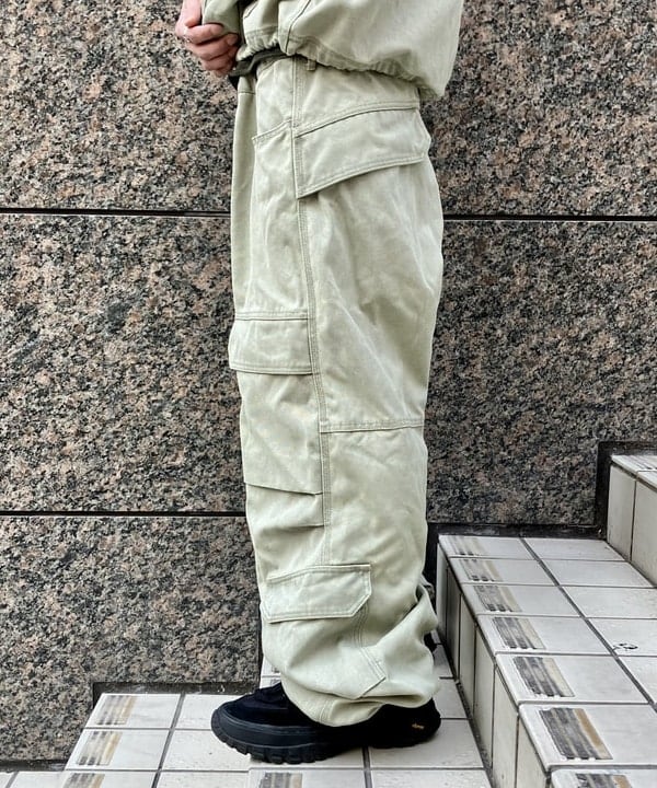 西村 光平さんの「BEAMS WOMEN｜テック ダック フーデット ブルゾン」を使ったコーディネート