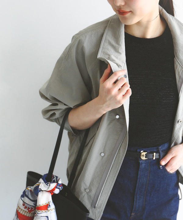 Ichika Hondaさんの「BEAMS WOMEN｜upper hights × Demi-Luxe BEAMS / 別注 THE NIECE デニムパンツ」を使ったコーディネート