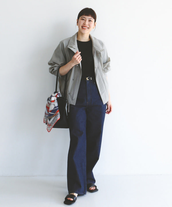 Ichika Hondaさんの「BEAMS WOMEN｜upper hights × Demi-Luxe BEAMS / 別注 THE NIECE デニムパンツ」を使ったコーディネート