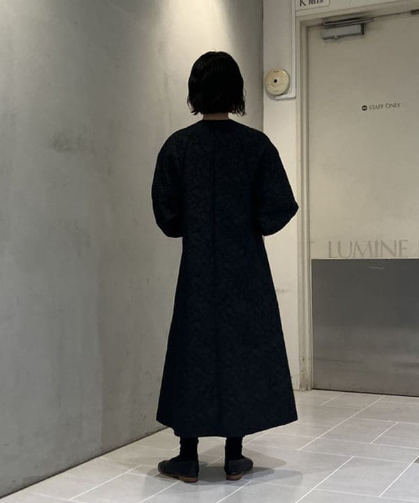 野村 美紅さんの「BEAMS WOMEN｜フクレ織りジャカード パフスリーブ ドレス＊」を使ったコーディネート