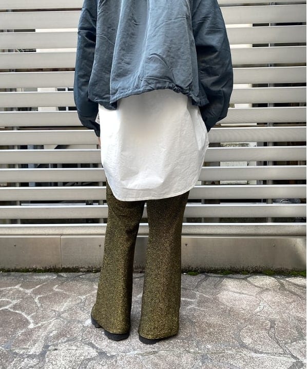 オカモト ミサキさんの「BEAMS WOMEN｜ナイロン コーチ ジャケット」を使ったコーディネート