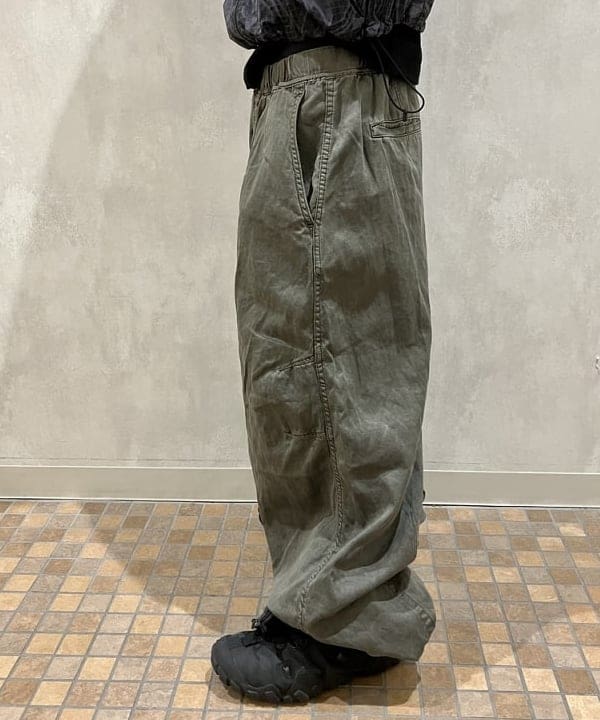 西村 光平さんの「BEAMS WOMEN｜プリント ジップアップ フーディ」を使ったコーディネート