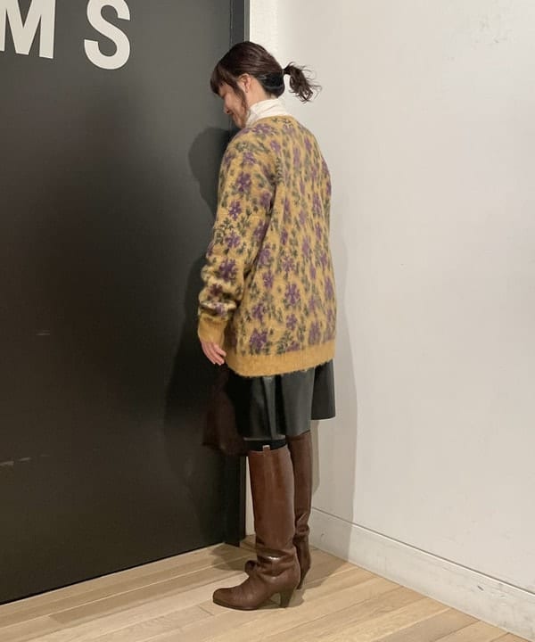 IZUMI MAYUMIさんの「BEAMS WOMEN｜【別注】NOMADIS / WEEKEND petit トートバッグ」を使ったコーディネート