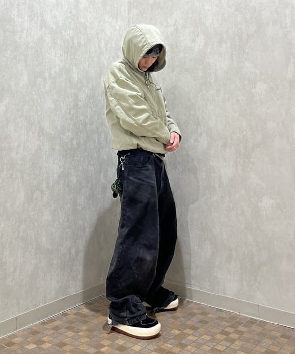 菊田 悠さんの「BEAMS WOMEN｜テック ダック フーデット ブルゾン」を使ったコーディネート