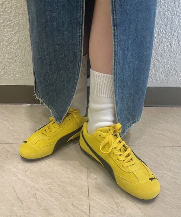 AKIさんの「【別注】RED CARD TOKYO / Cameron デニムスカート」を使ったコーディネート