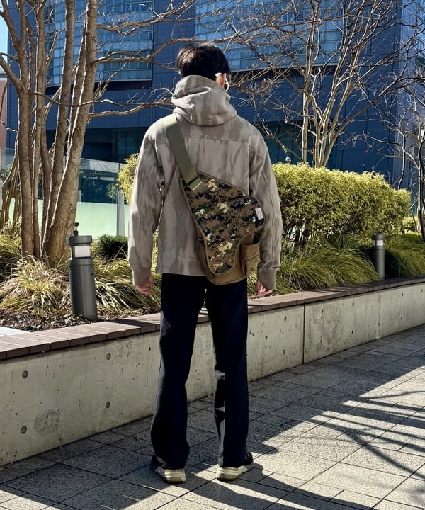 うえきんぐさんの「XS BAGGAGE &times; BEAMS / 別注 BodyBag」を使ったコーディネート
