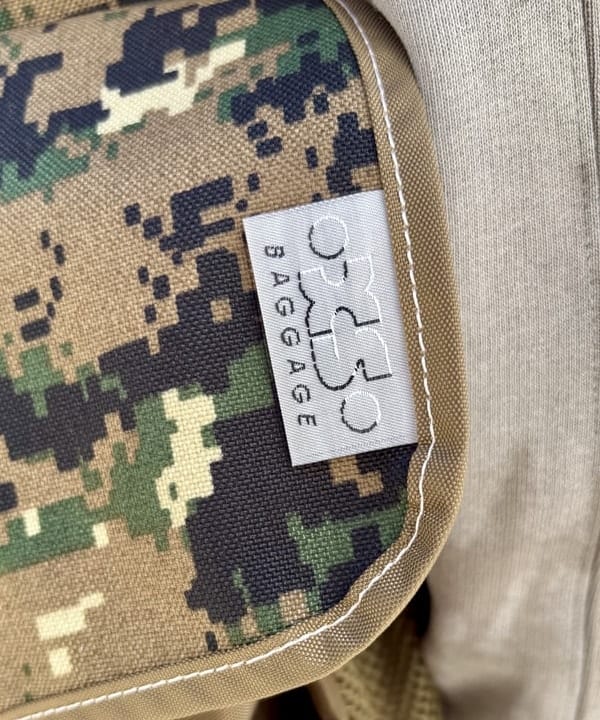 うえきんぐさんの「XS BAGGAGE &times; BEAMS / 別注 BodyBag」を使ったコーディネート