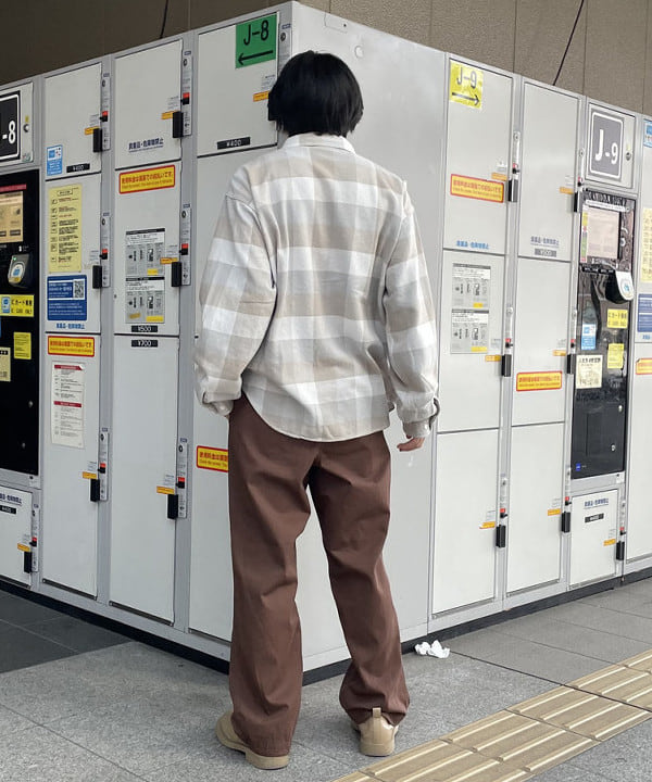 マツミヤさんの「BEAMS WOMEN｜チェック ネルシャツ」を使ったコーディネート