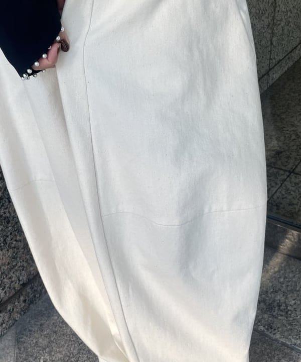 多田 日奈子さんの「BEAMS WOMEN｜アセテート ナイロン カーディガン」を使ったコーディネート