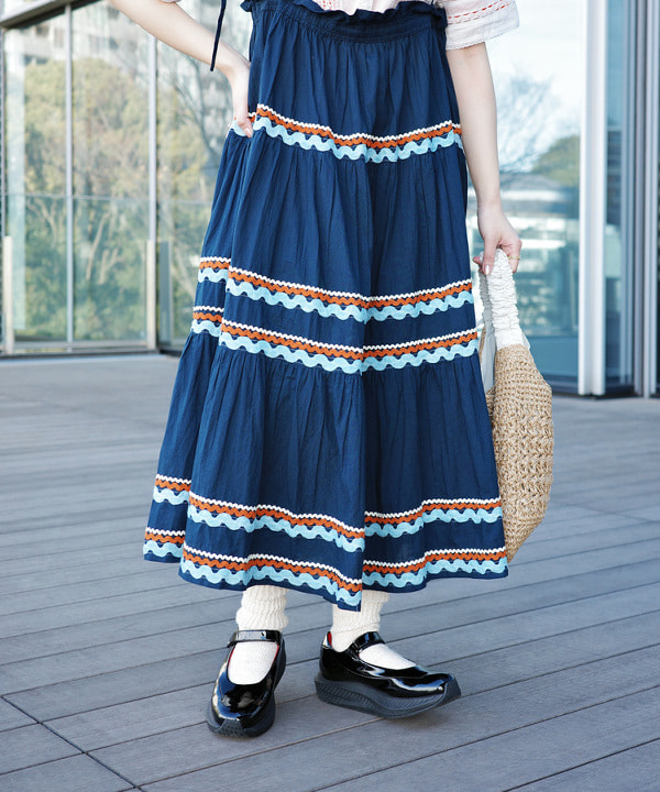 Joさんの「BEAMS WOMEN｜【別注】MBT / SIRIMA8」を使ったコーディネート