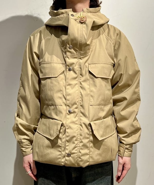 関澤 佑樹さんの「BEAMS WOMEN｜BEAMS / ワイドフィット デニムパンツ」を使ったコーディネート
