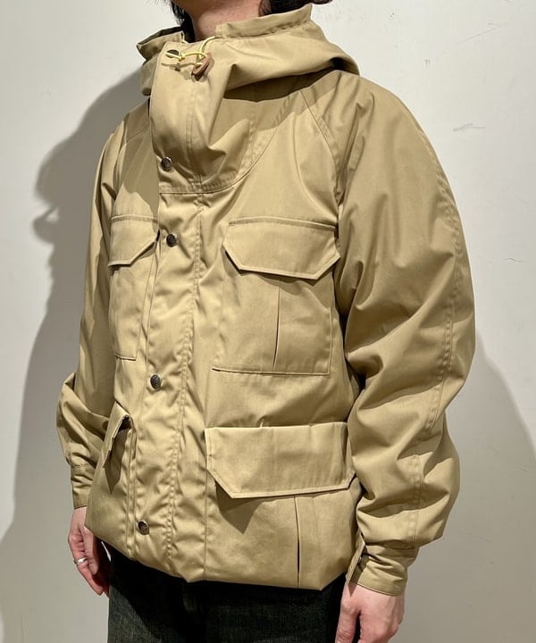関澤 佑樹さんの「BEAMS WOMEN｜BEAMS / ワイドフィット デニムパンツ」を使ったコーディネート