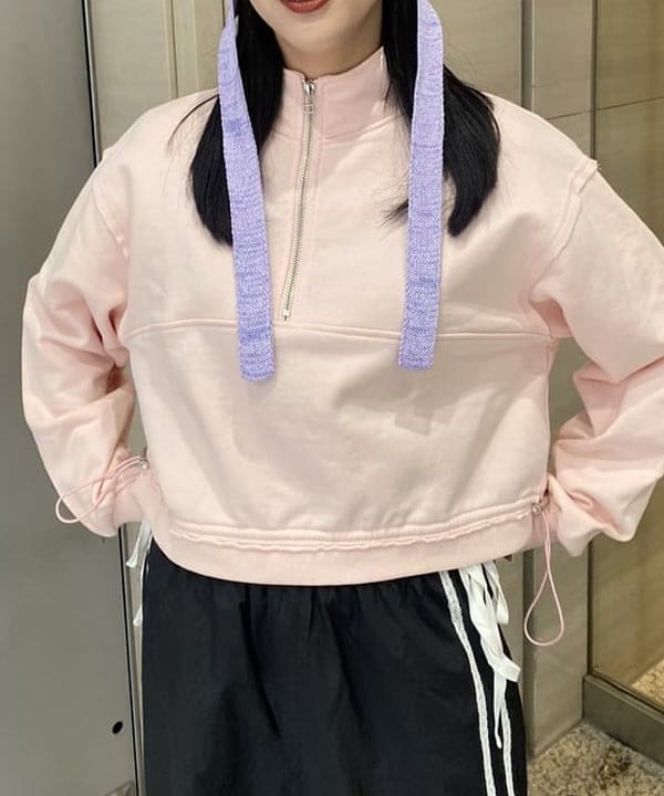 マツド ユメカさんの「BEAMS WOMEN｜スウェット ハーフジップ ハイネック プルオーバー」を使ったコーディネート