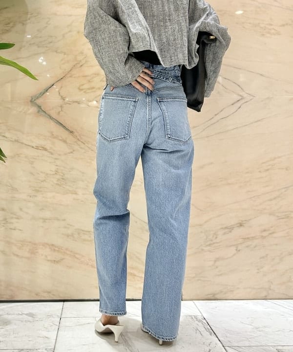 佐藤 美樹さんの「BEAMS WOMEN｜レザーミュール .M」を使ったコーディネート