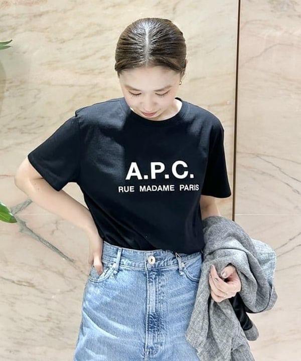 佐藤 美樹さんの「BEAMS WOMEN｜レザーミュール .M」を使ったコーディネート