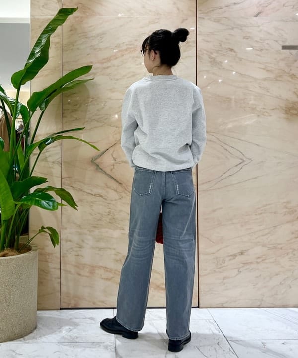 中丸　栞さんの「BEAMS WOMEN｜A.P.C. / RUE MADAME スウェット」を使ったコーディネート