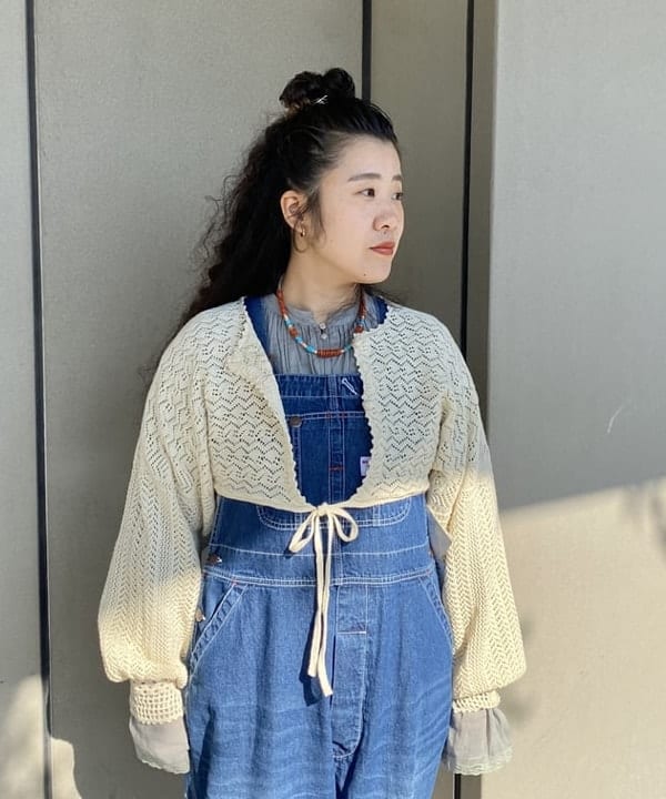 EMORIさんの「BEAMS WOMEN｜レース ニット ボレロ」を使ったコーディネート