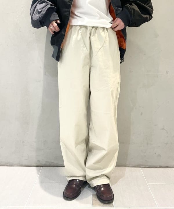 りりさんの「BEAMS WOMEN｜撥水 ワイドフィット クレイジー MA-1」を使ったコーディネート