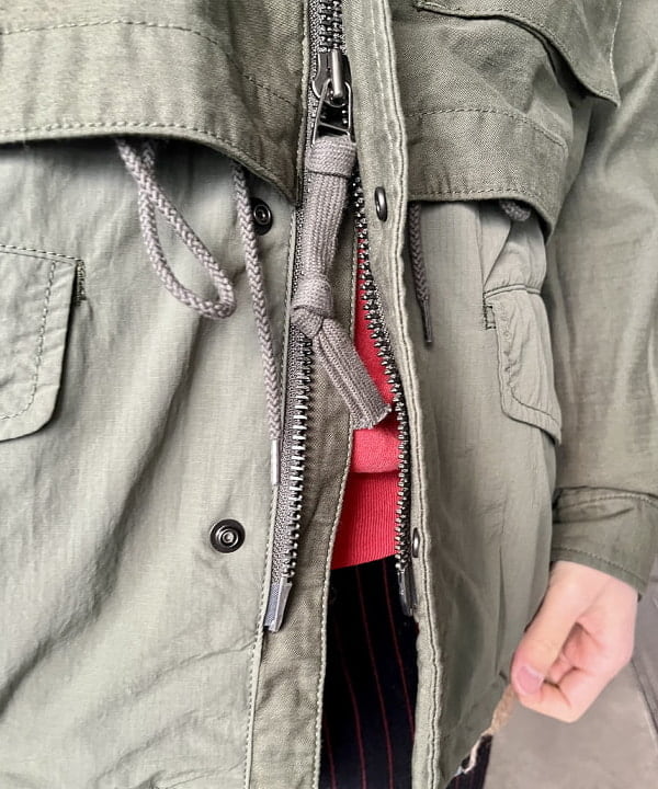 高遠 恒巳さんの「BEAMS WOMEN｜【別注】L.L.Bean / Deep Bottom Leather Handle Zip Tote S」を使ったコーディネート