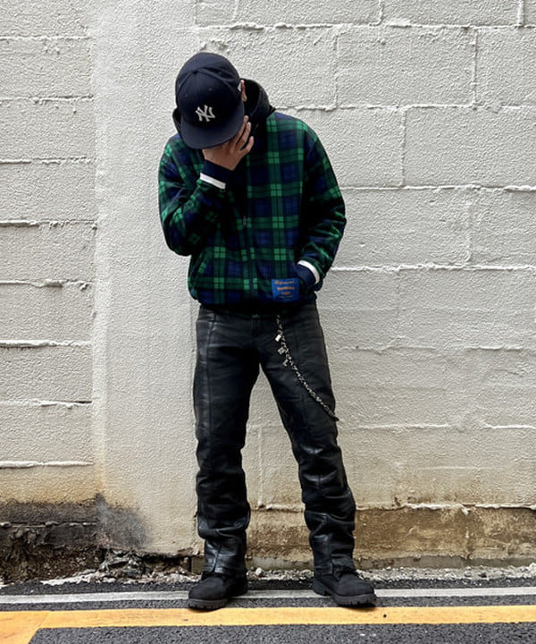 ムファサさんの「BEAMS WOMEN｜REMI RELIEF / 別注 Sweat Pullover Hoodie」を使ったコーディネート