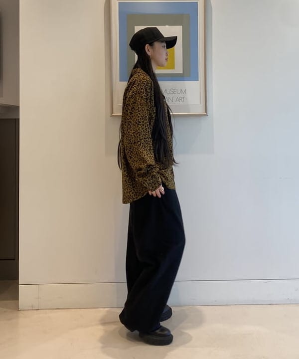 ayaさんの「BEAMS WOMEN｜アニマルプリント カットオフ オープンカラーシャツ」を使ったコーディネート